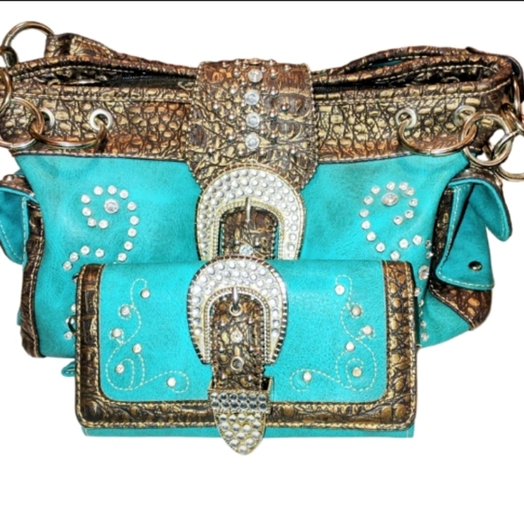 Montana West Handbags - MONTANA WEST  STUDDED BAG W/ WALLET CONCEALED CARRY VGC
